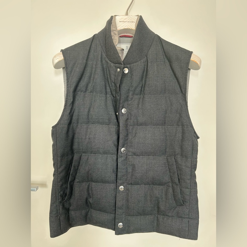 Brunello Cucinelli charcoal grey vest medium weight size medium EUC